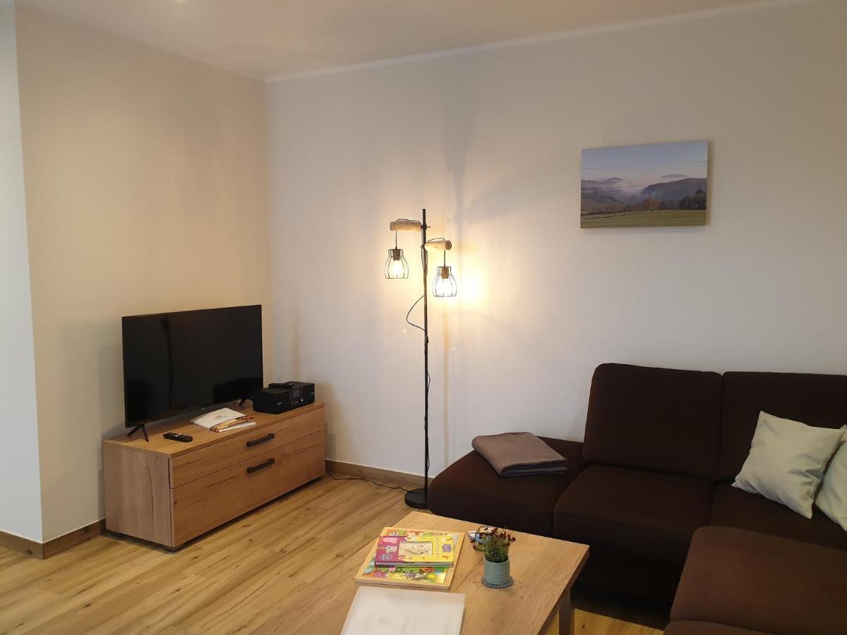 Ferienwohnungen Am Aeppelsberg Volkesfeld 외부 사진